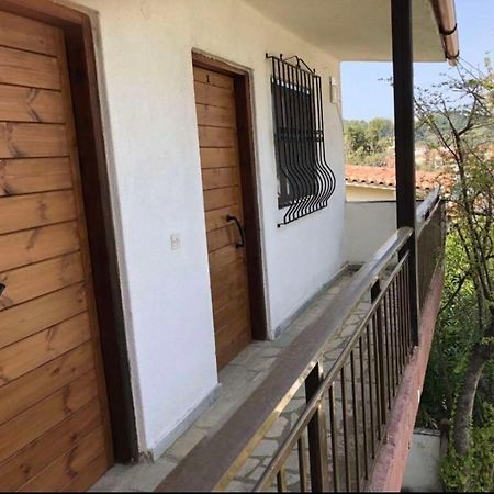 Sarizas Apartments Сивири Екстериор снимка